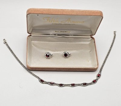 Luxurious Avenue Jewellery Collection rhinestone set with earrings and a necklac