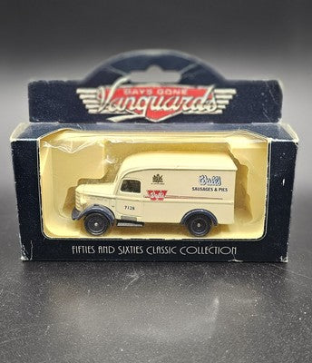 VINTAGE MADE IN ENGLAND MODEL CARS DAYS-GONE COLLECTABLES -Wall's Sausages & Pie
