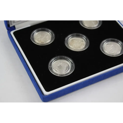 Royal Mint Silver Coins – Mixed Years, Boxed Set, 5 x 1 Pound