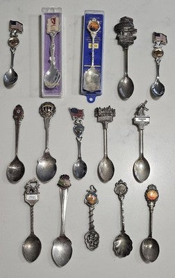 Vintage Collectible Souvenir Spoon Lot 15 - Assorted International & Decorative