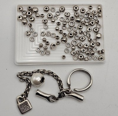 Uno de 50 Silver Plated Necklace Simulated Pearl Signed Branded (66g)