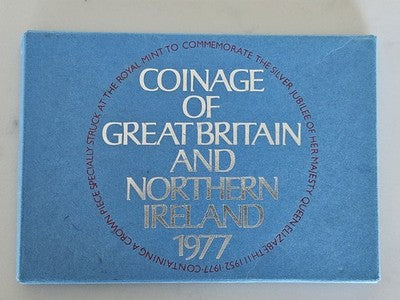 1977 Royal Mint UK Coin Set Elizabeth II Silver Jubilee Crown