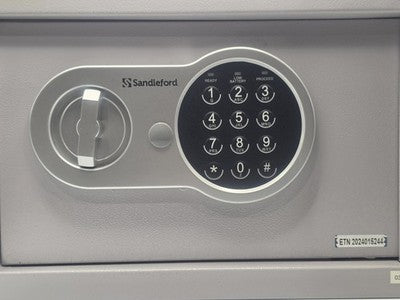 Sandleford Digital Electronic Laptop Safe Security Box with Override Keys & Batt