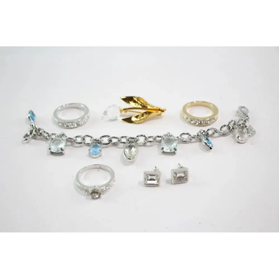 Swarovski Crystal Jewellery – 6pc (3 Rings, Bracelet, Earrings & Brooch)