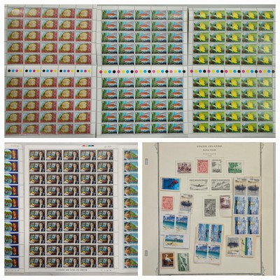 Vintage International Cook Islands Stamps #0420