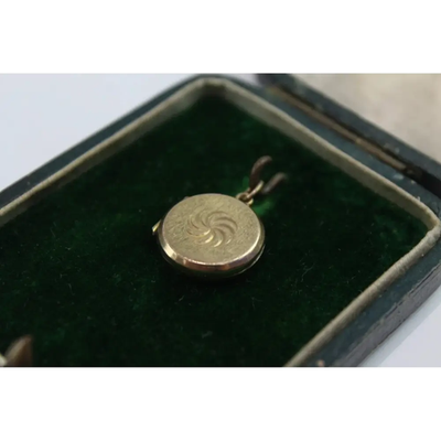 9ct Gold Back & Front Locket Textured Swirl Round Boxed (2.7g)