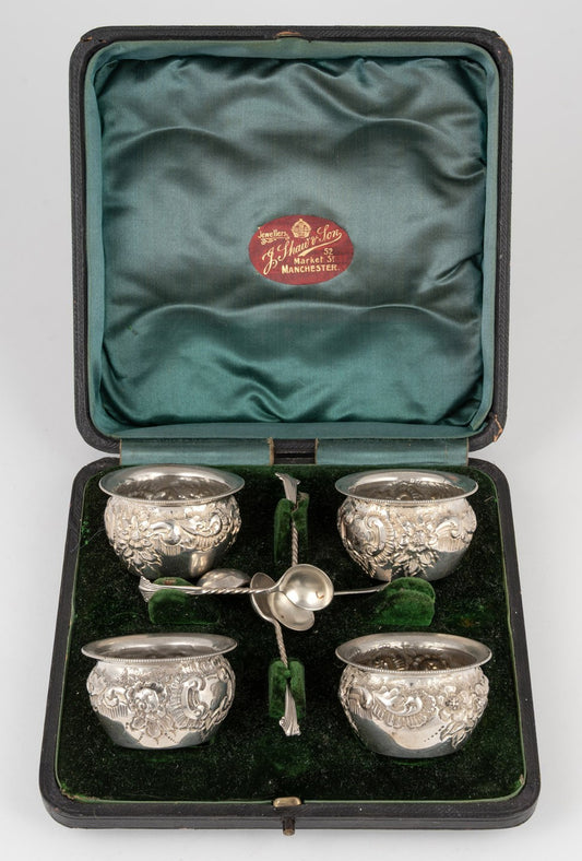 Antique Sterling Silver Salt Cellar-Spoons set, Colen Cheshire Birmingham 1891