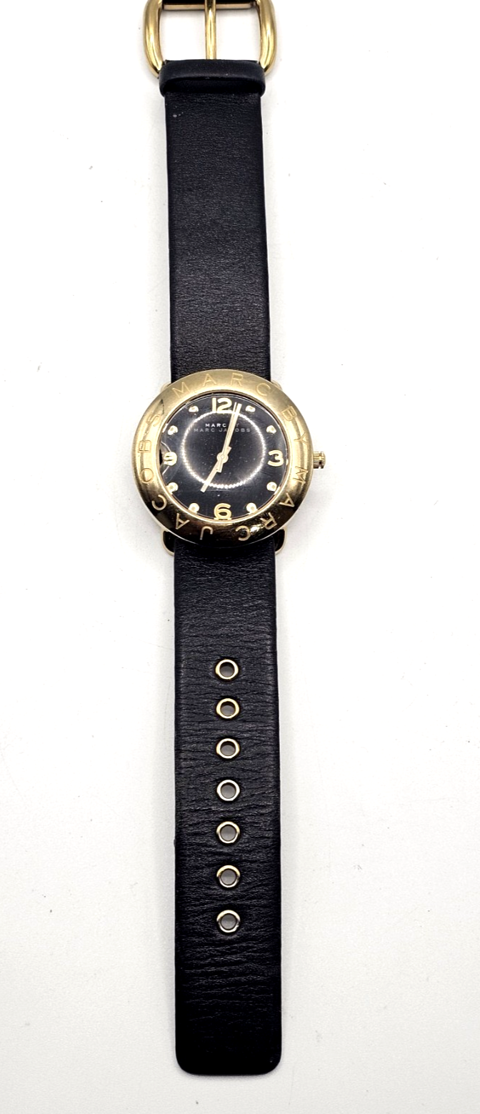 Marc by Marc Jacobs Amy Women’s Gold Tone Watch –MBM1154 –Working –Sold as is