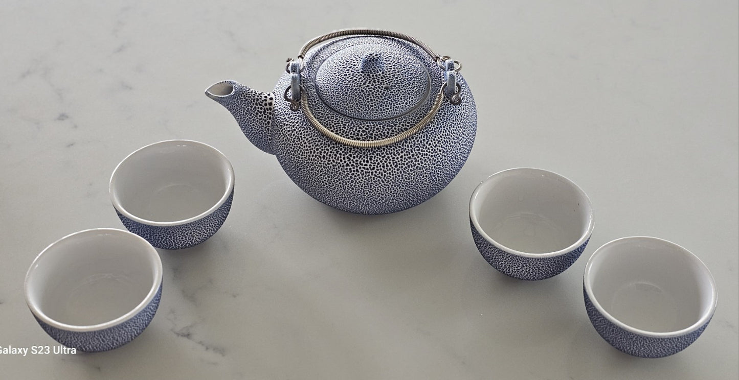 BEAUTIFUL VINTAGE TEA SET Vietnam HAND Made For 4