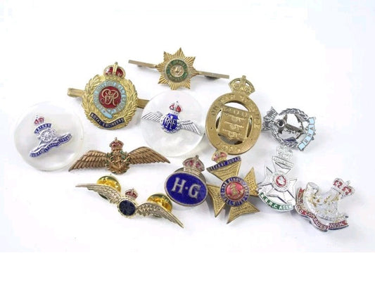 Military Lapel / Sweetheart Badges Inc KRRC RAF On War Service Etc x 12=0220