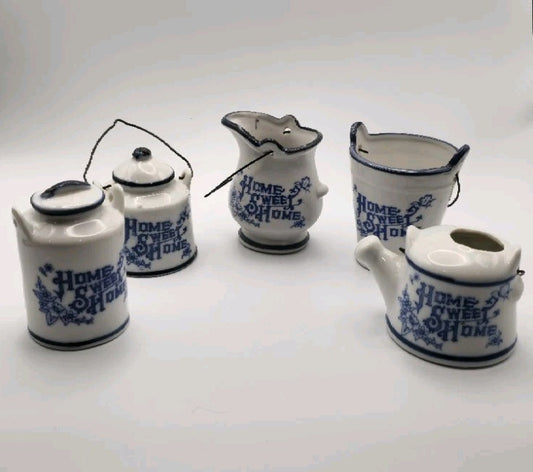 VINTAGE LOT Of 5 Taiwan Miniature Bon China Kickingware