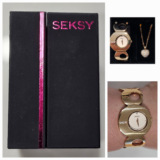 Women's Seksy Quartz WATCH With Necklace Near Mint Not Tested - Boxed